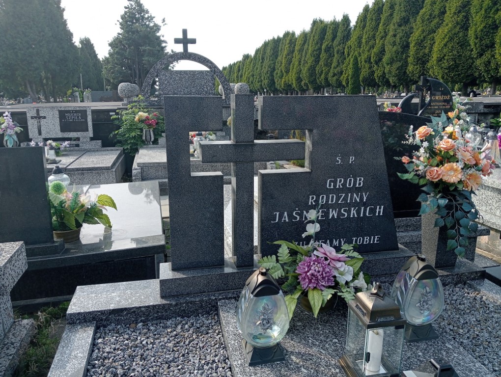 Maria JAŚNIEWSKA 1913 Kęty - Grobonet - Wyszukiwarka osób pochowanych