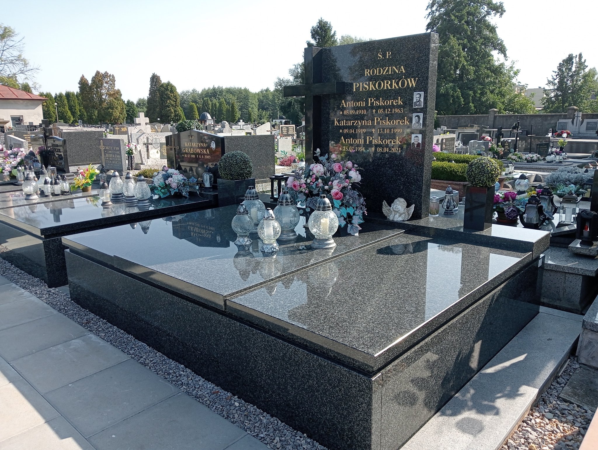 Grób KATARZYNA GRABOWSKA