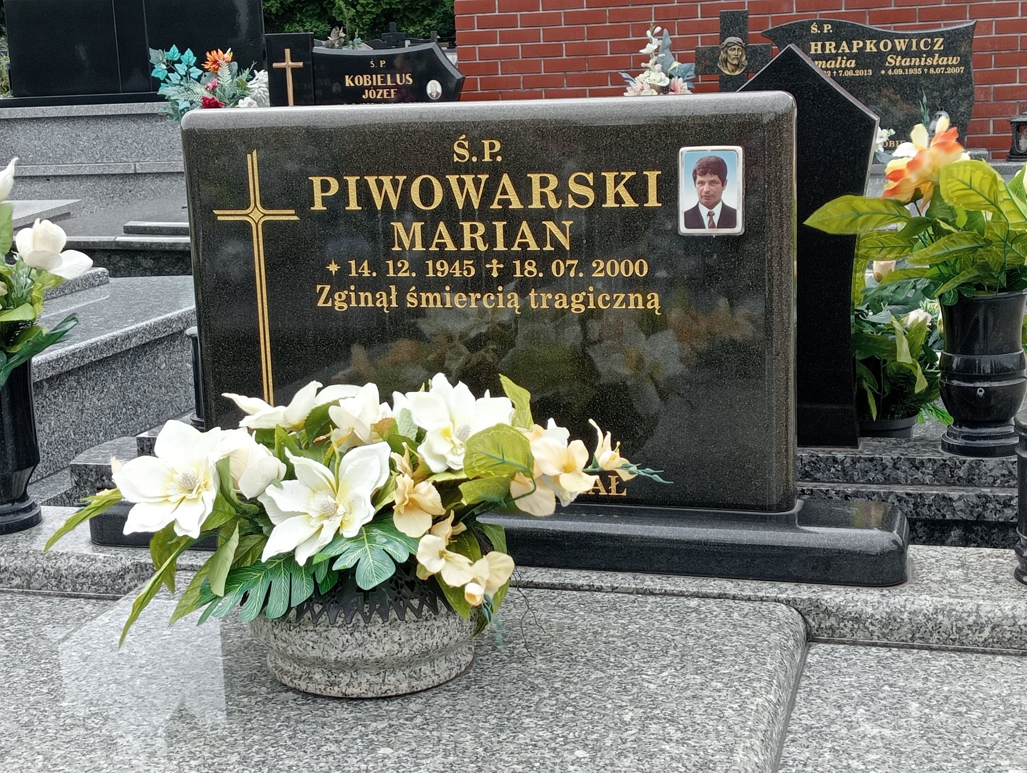 Marian PIWOWARSKI 1945 Kęty - Grobonet - Wyszukiwarka osób pochowanych